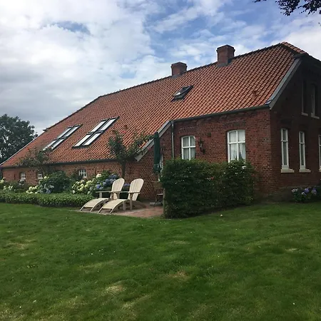 Uns Burnhuus 